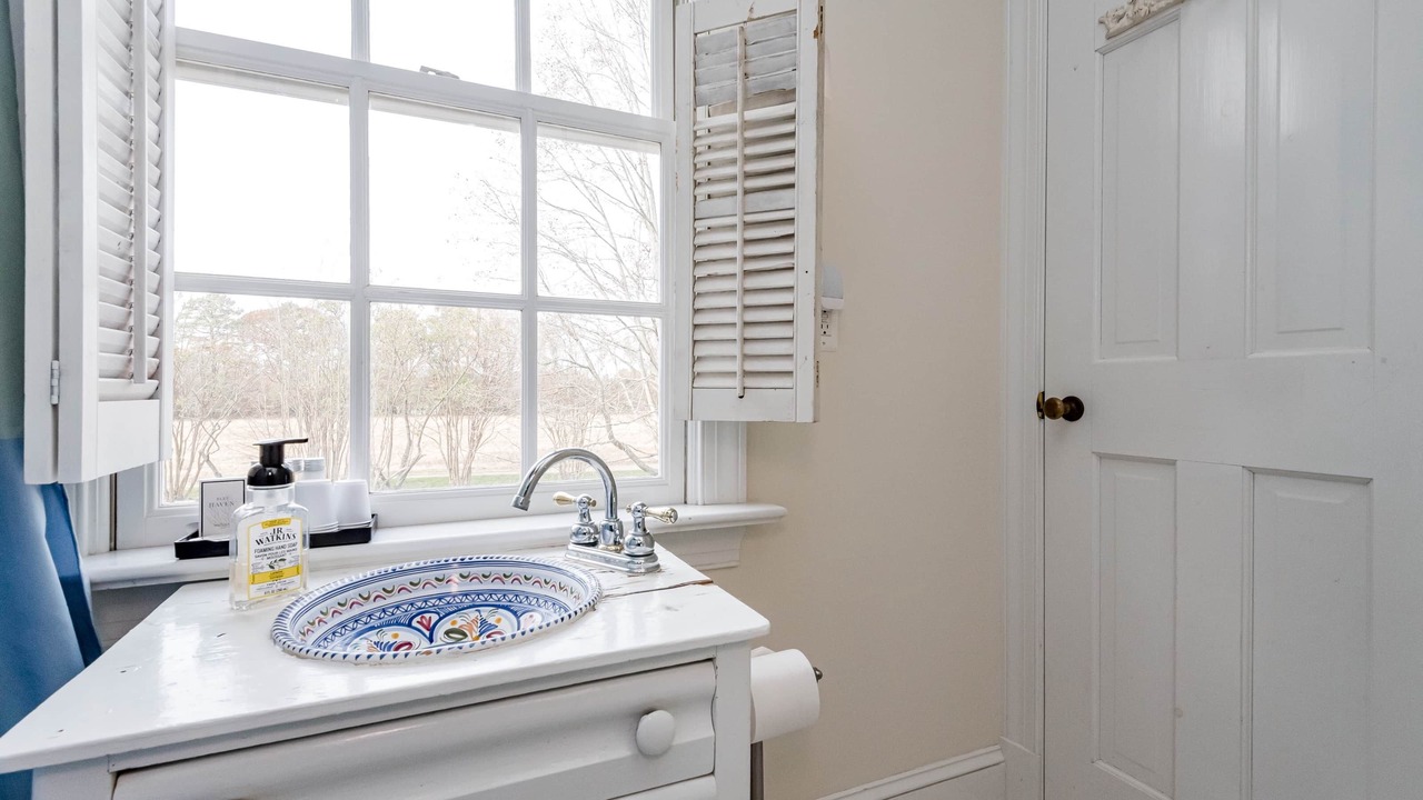 Photo of Bathroom in Unionville