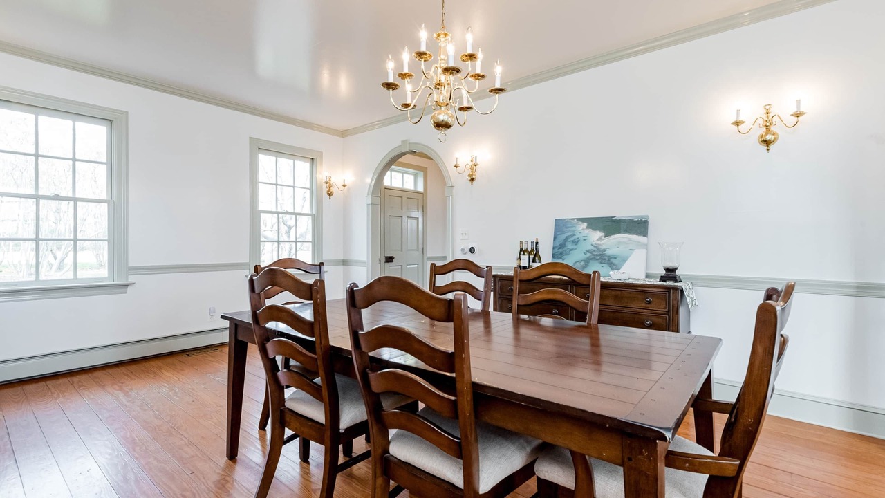Photo of Livingroom in Unionville