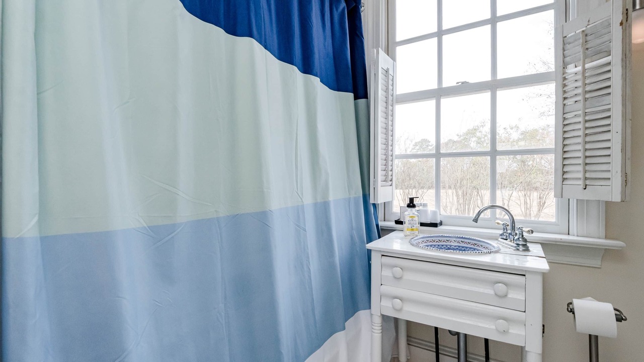 Photo of Bathroom in Unionville