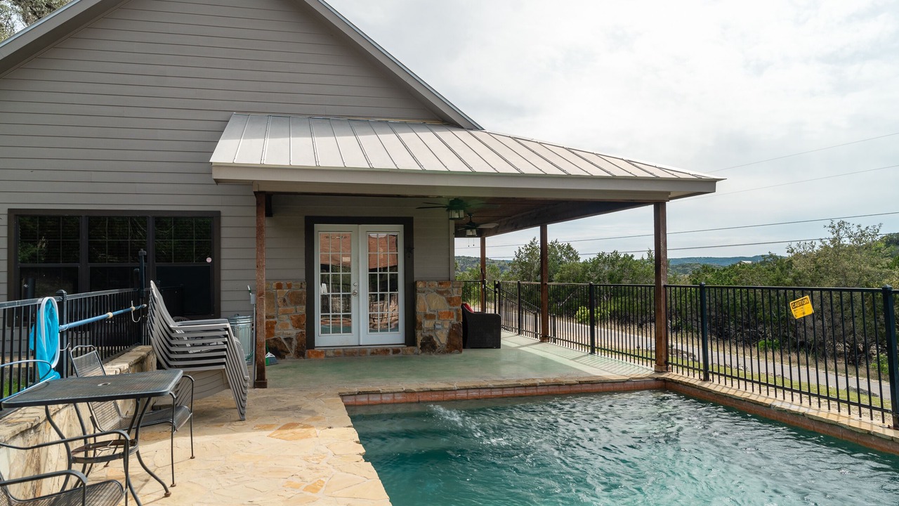 Photo of Outdoor in Concan