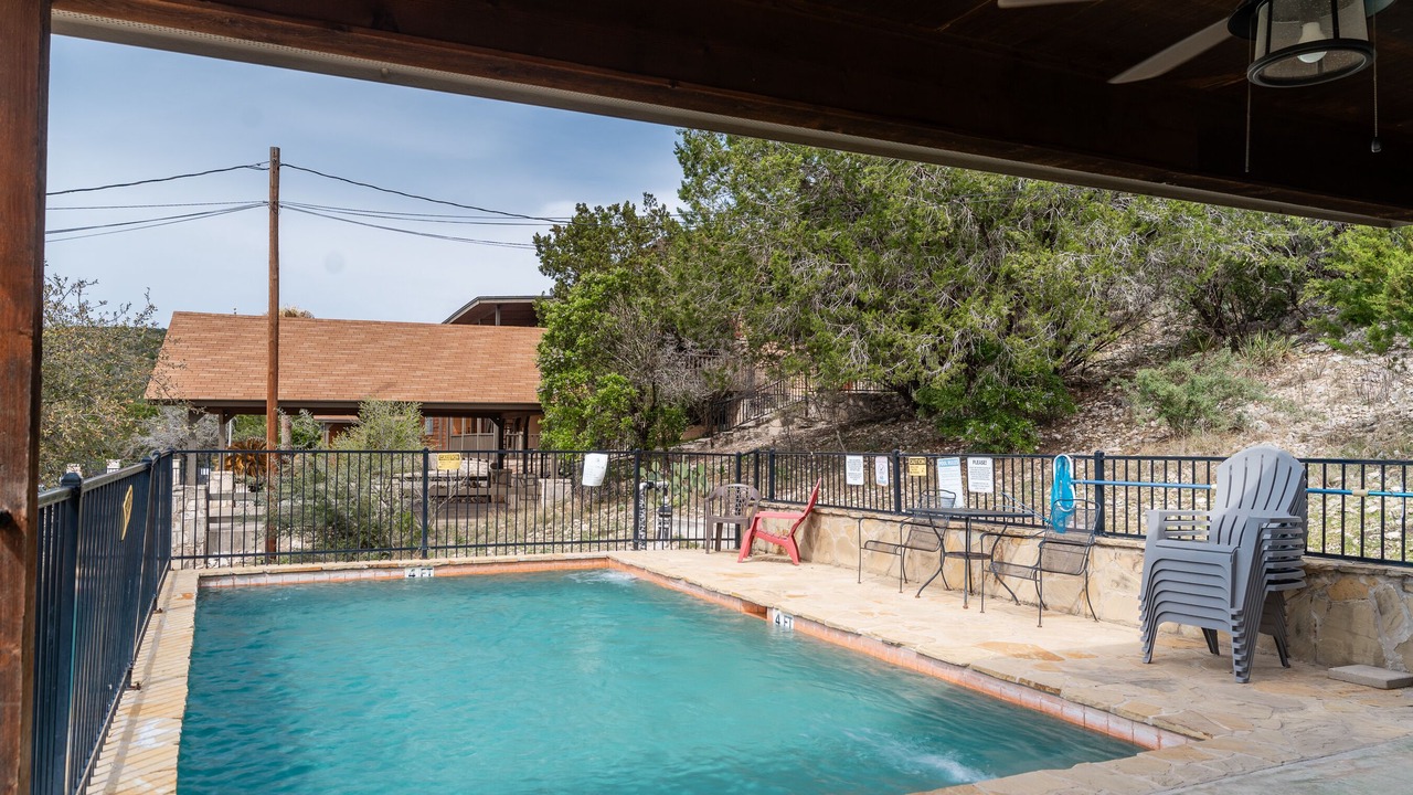 Photo of Outdoor in Concan