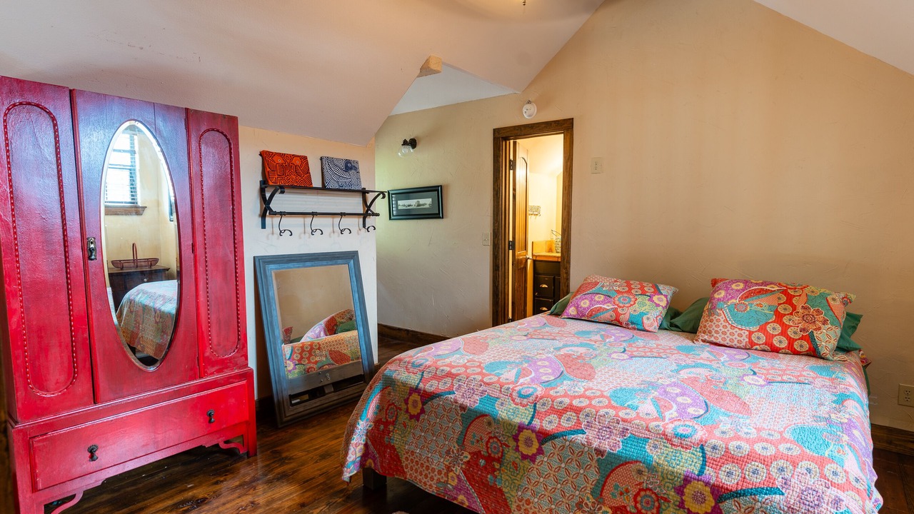 Photo of Bedroom in Concan