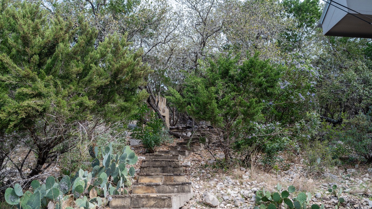 Photo of Outdoor in Concan