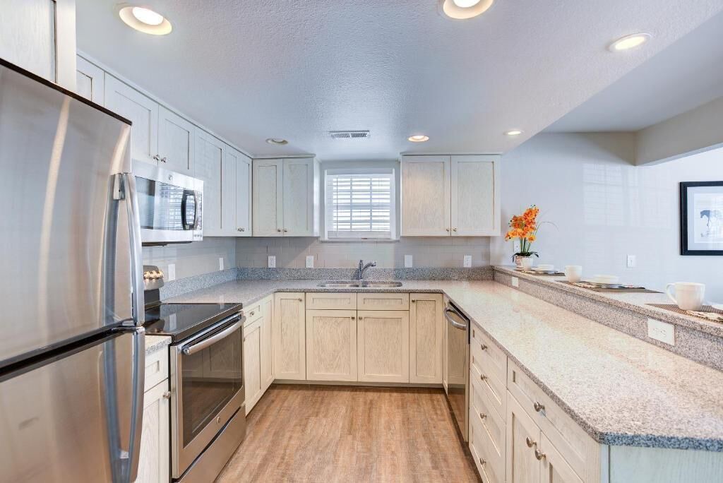 Photo of Kitchen in Sea Scape