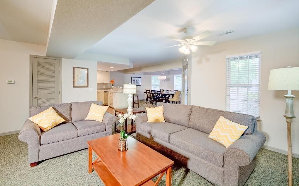 Photo of Livingroom in Sea Scape