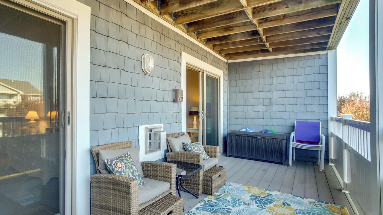 Photo of Patio Balcony in Heron Harbour Isle