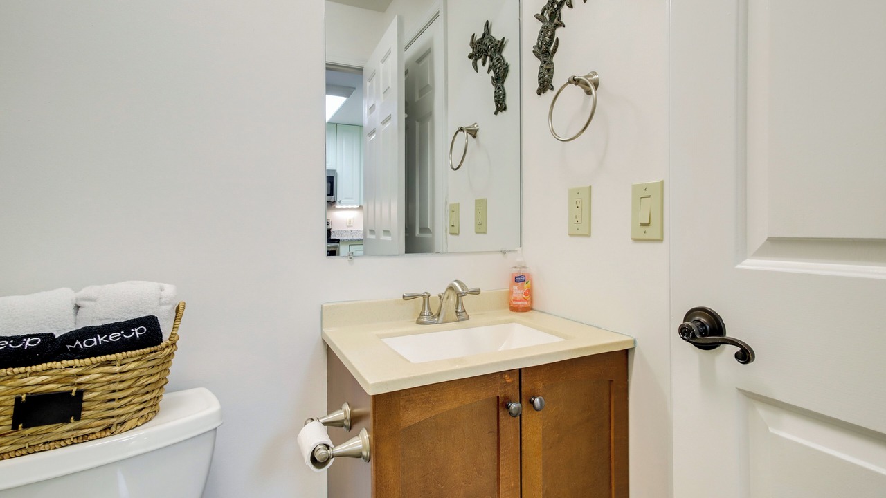 Photo of Bathroom in Heron Harbour Isle
