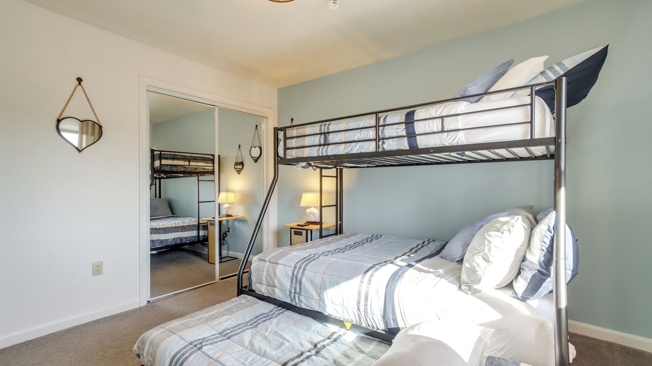 Photo of Bedroom in Heron Harbour Isle