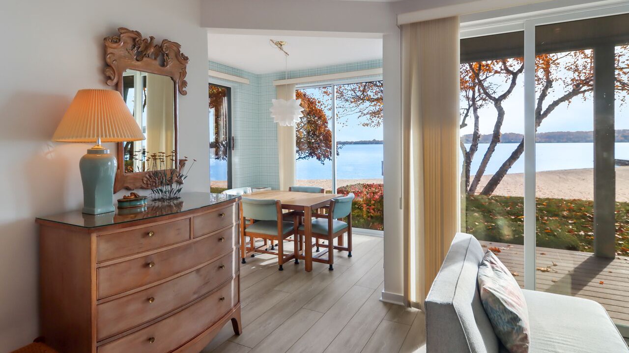 Photo of Livingroom in Suttons Bay