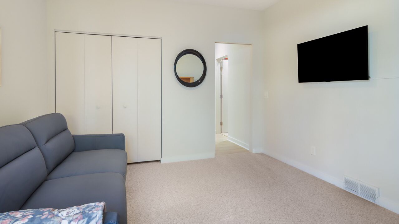 Photo of Livingroom in Suttons Bay