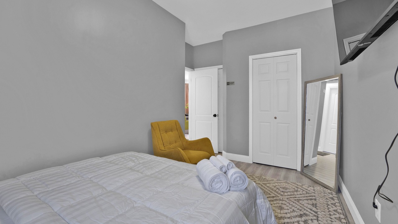 Photo of Bedroom in South Side