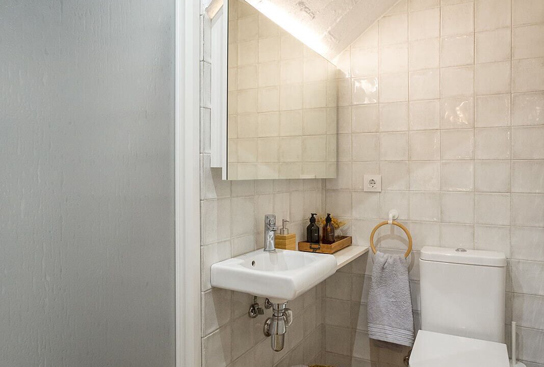 Photo of Bathroom in Tivenys