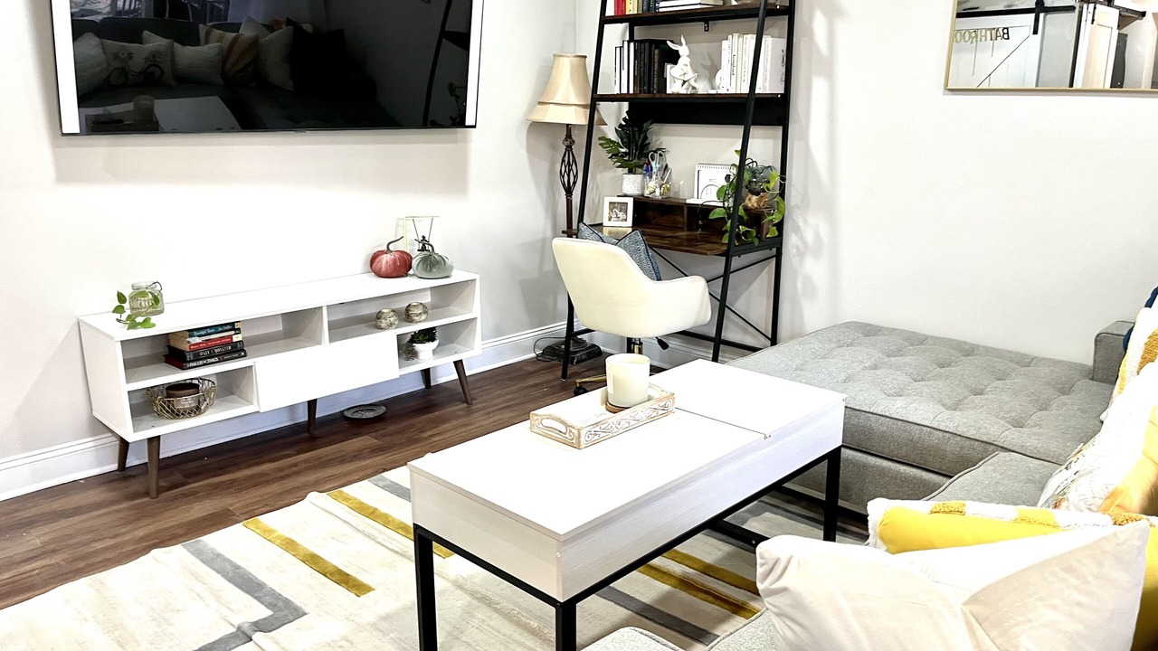 Photo of Livingroom in Falls Church