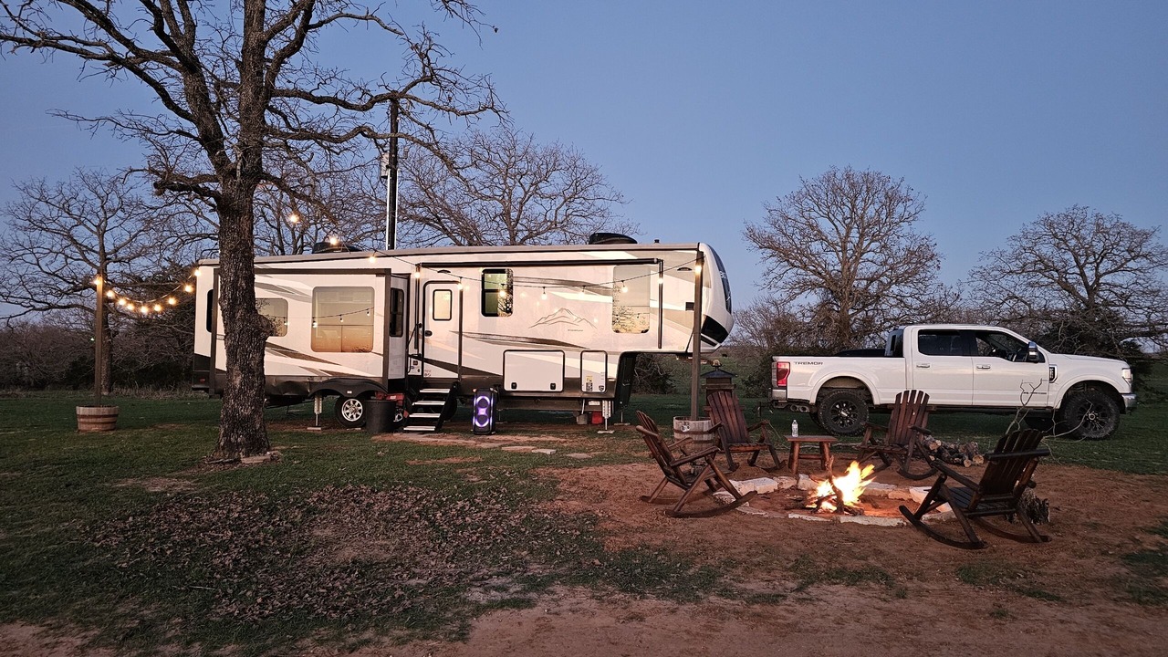 Photo of Outdoor in Alvord