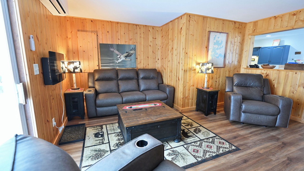 Photo of Livingroom in Cable