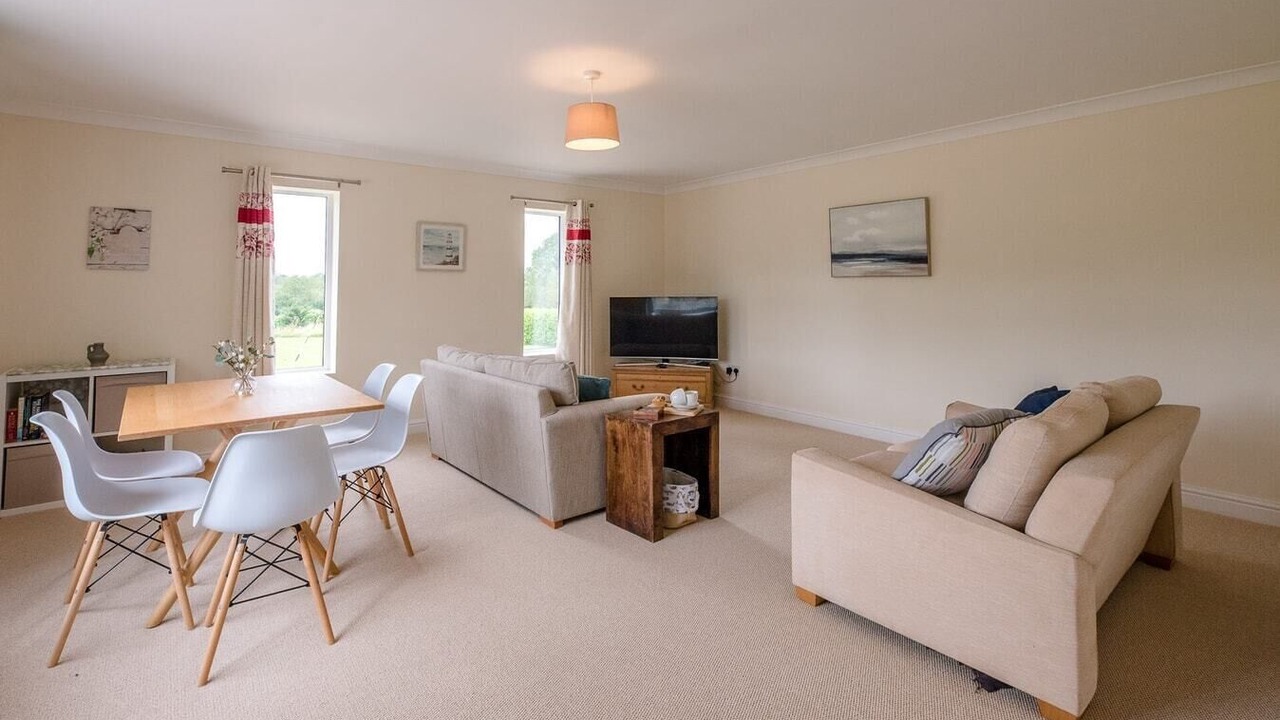 Photo of Livingroom in Woodbridge