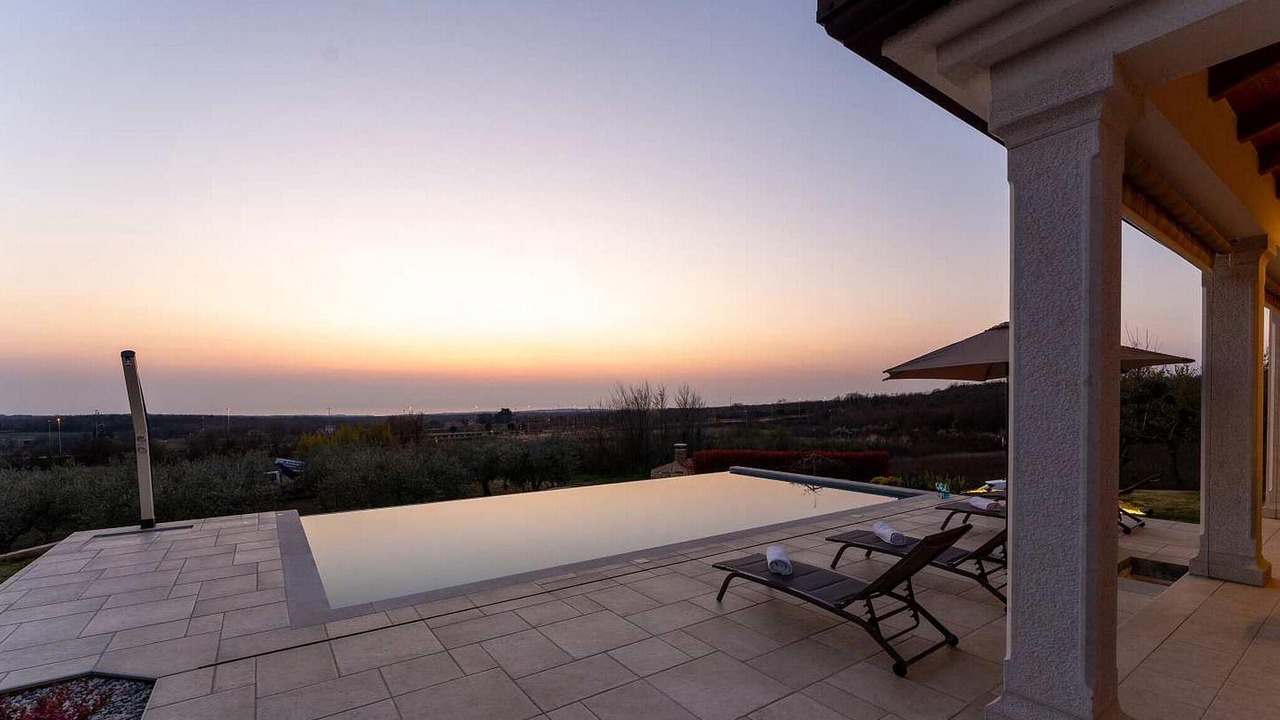 Photo of Outdoor in Farini