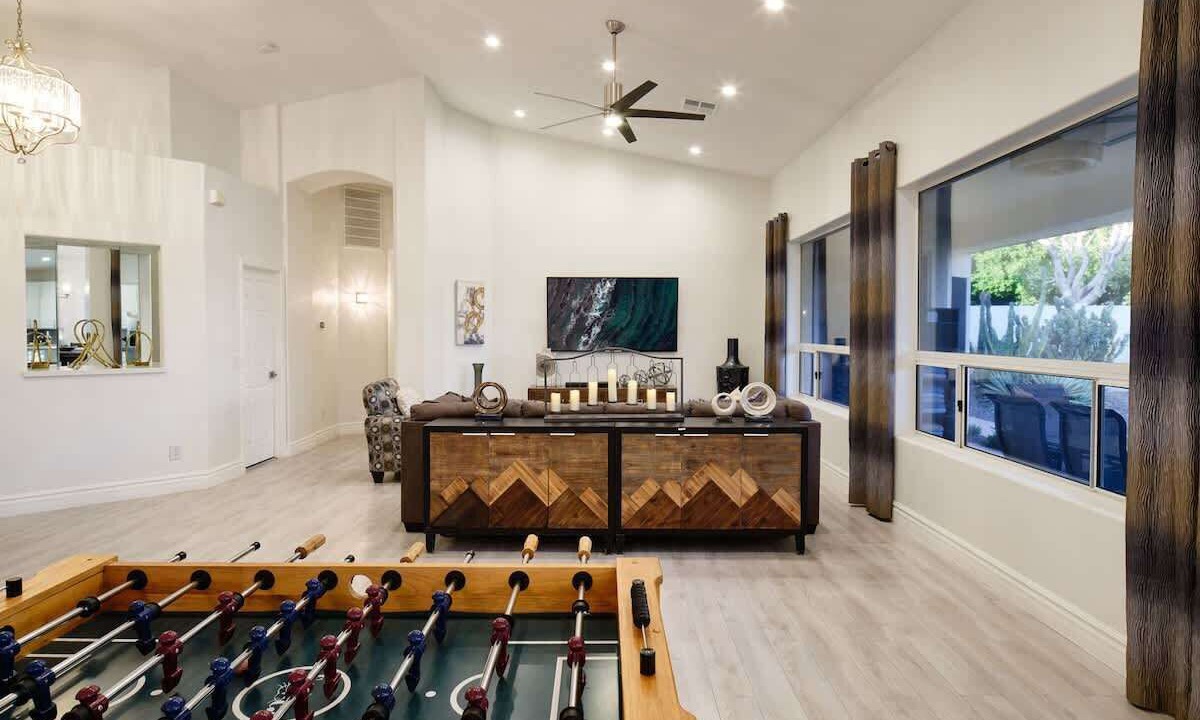 Photo of Bedroom in Arabian Crest