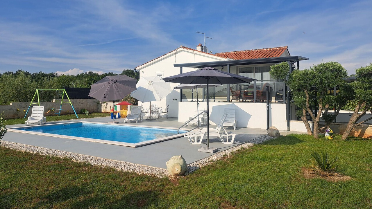 Photo of Outdoor in Farini