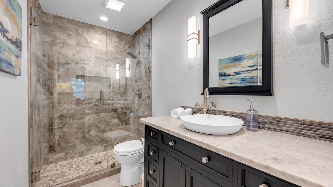 Photo of Bathroom in Granite Shoals