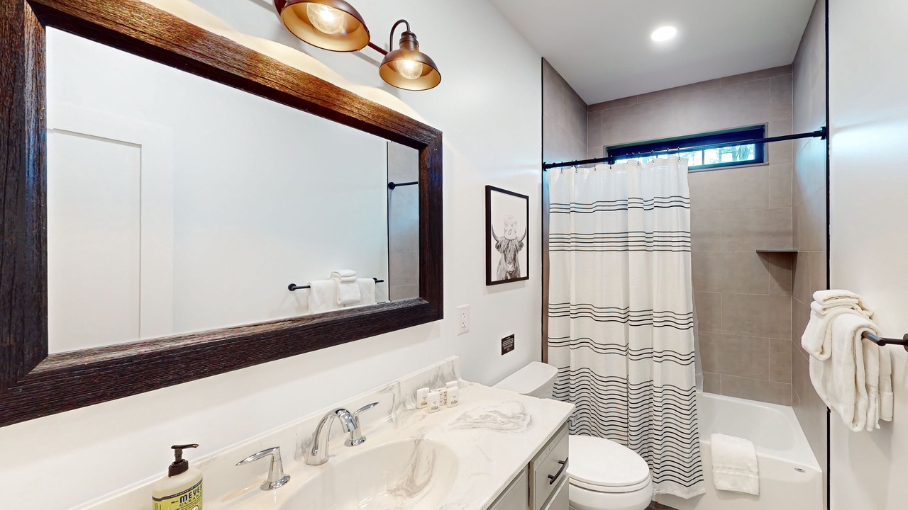 Photo of Bathroom in Lake George