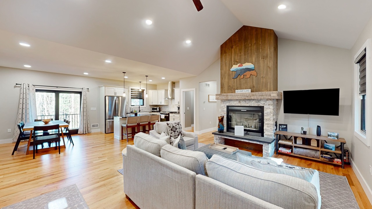 Photo of Livingroom in Lake George