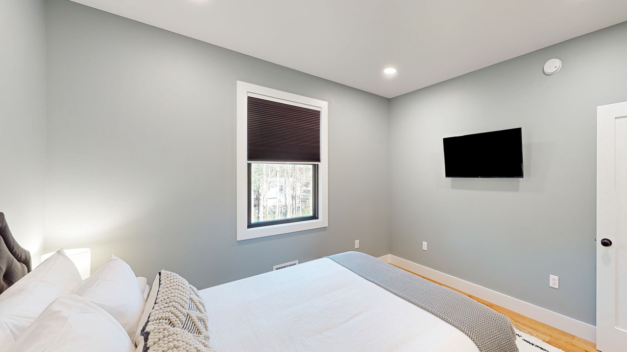 Photo of Bedroom in Lake George