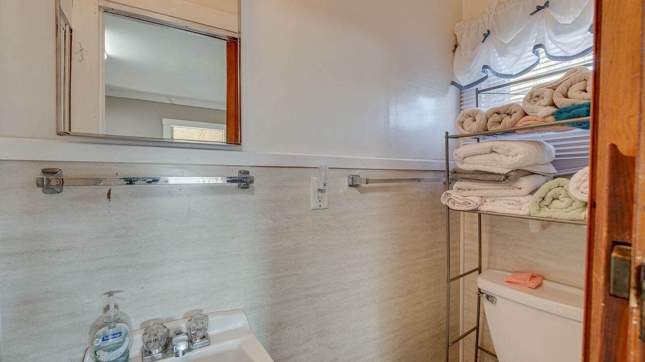 Photo of Bathroom in Carbondale