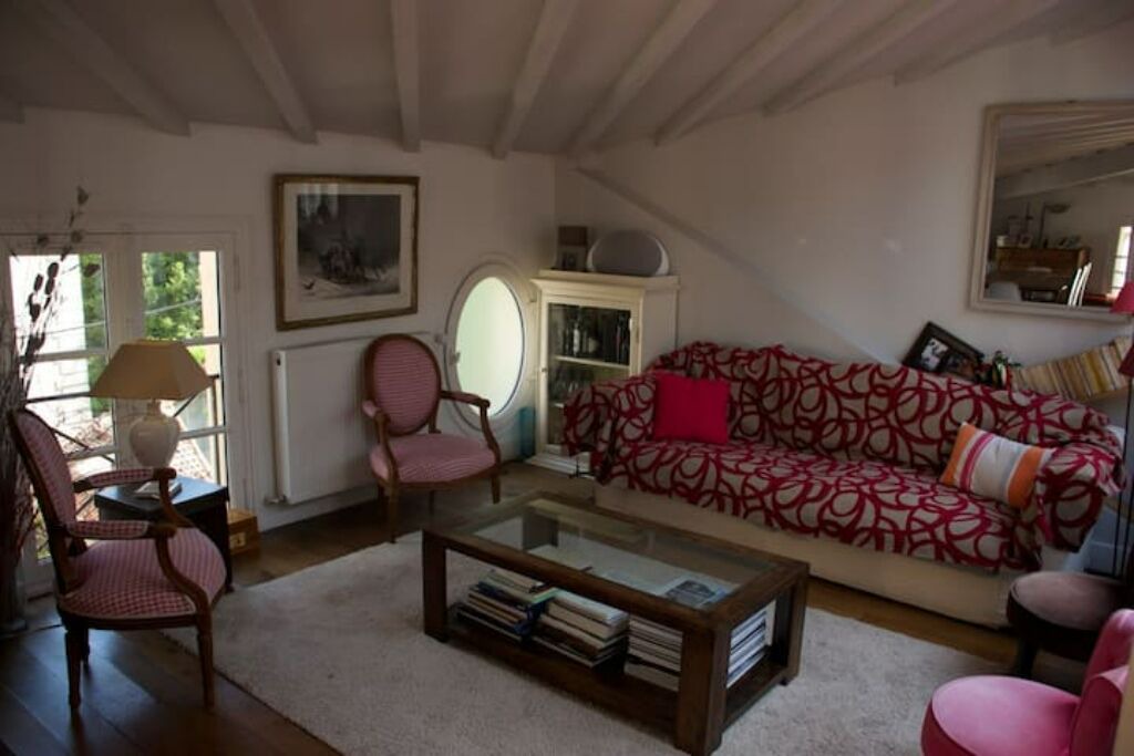 Photo of Livingroom in Chantiers