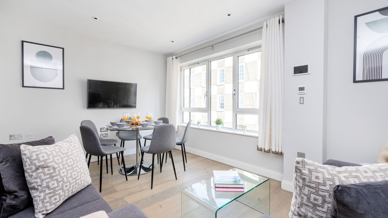 Photo of Others in Vincent Square