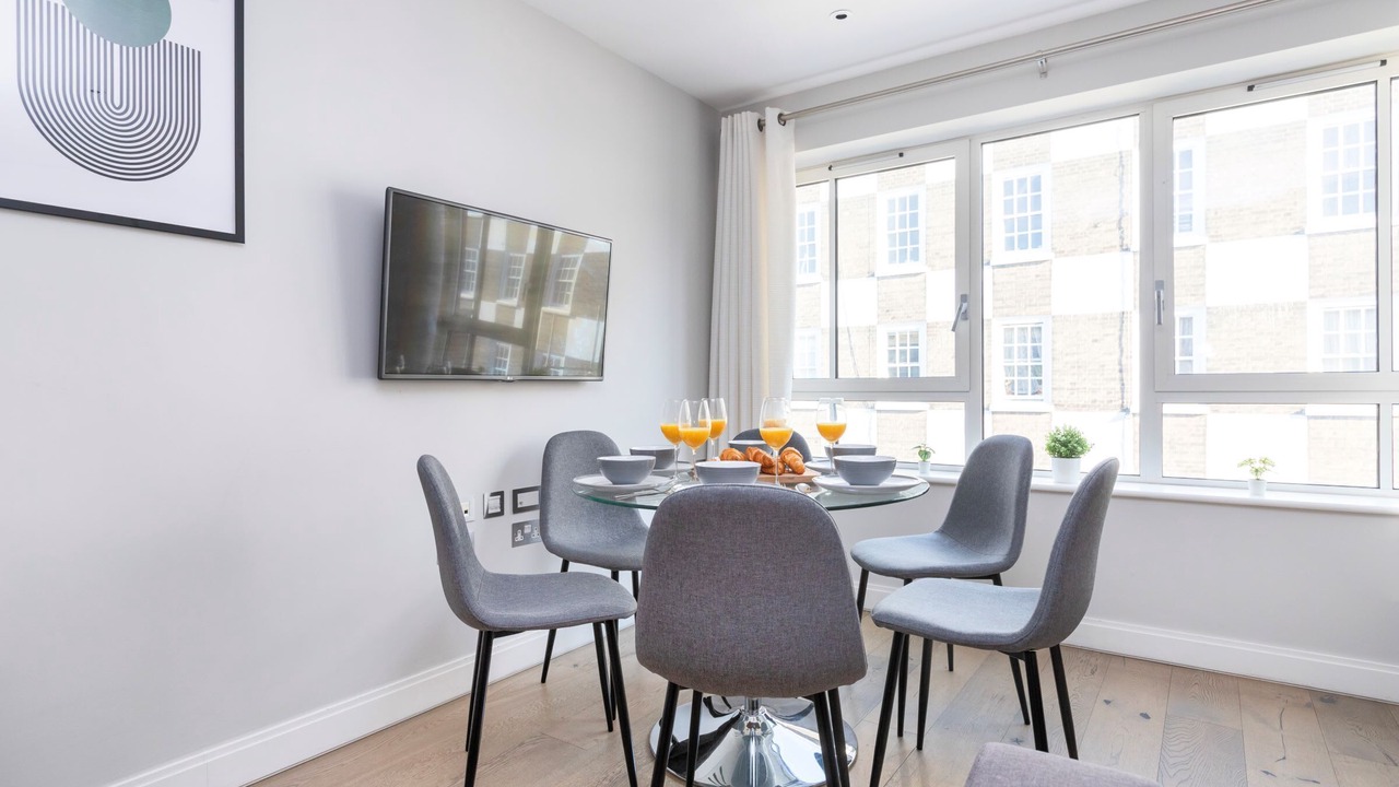 Photo of Others in Vincent Square