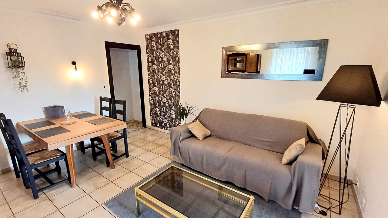 Photo of Livingroom in Grand Besancon