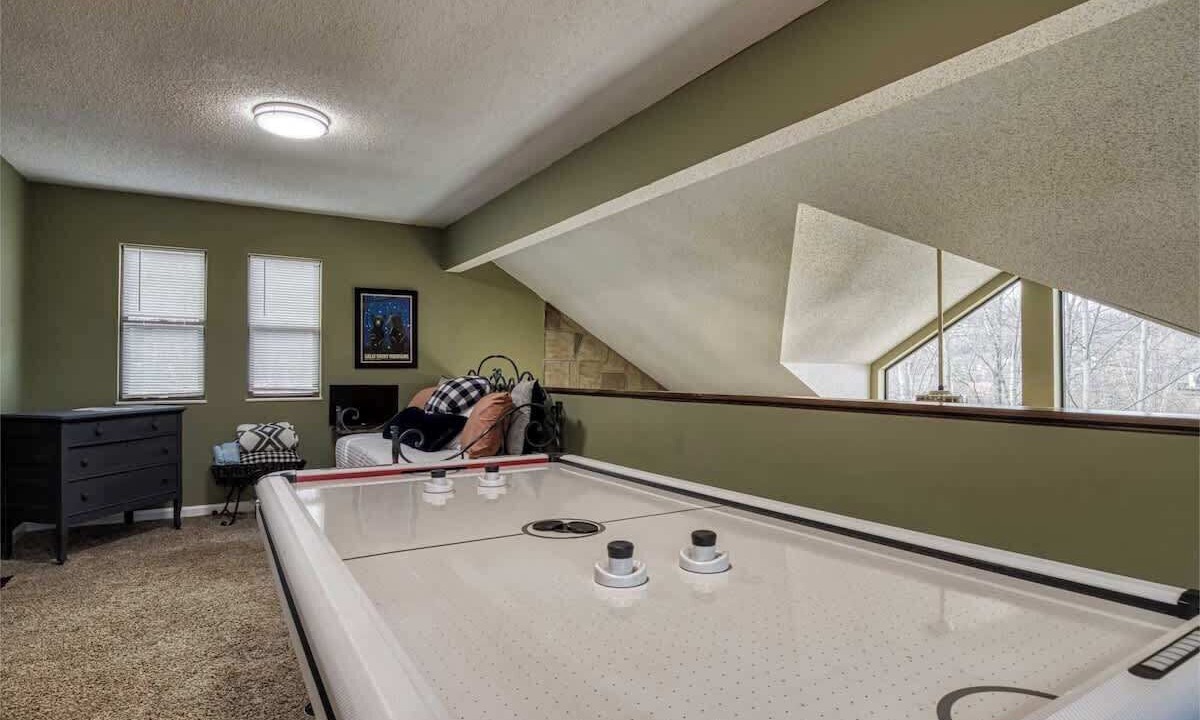 Photo of Bedroom in Chalet Village