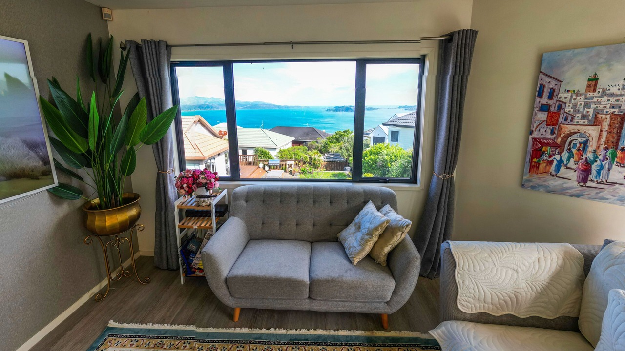 Photo of Livingroom in Newlands