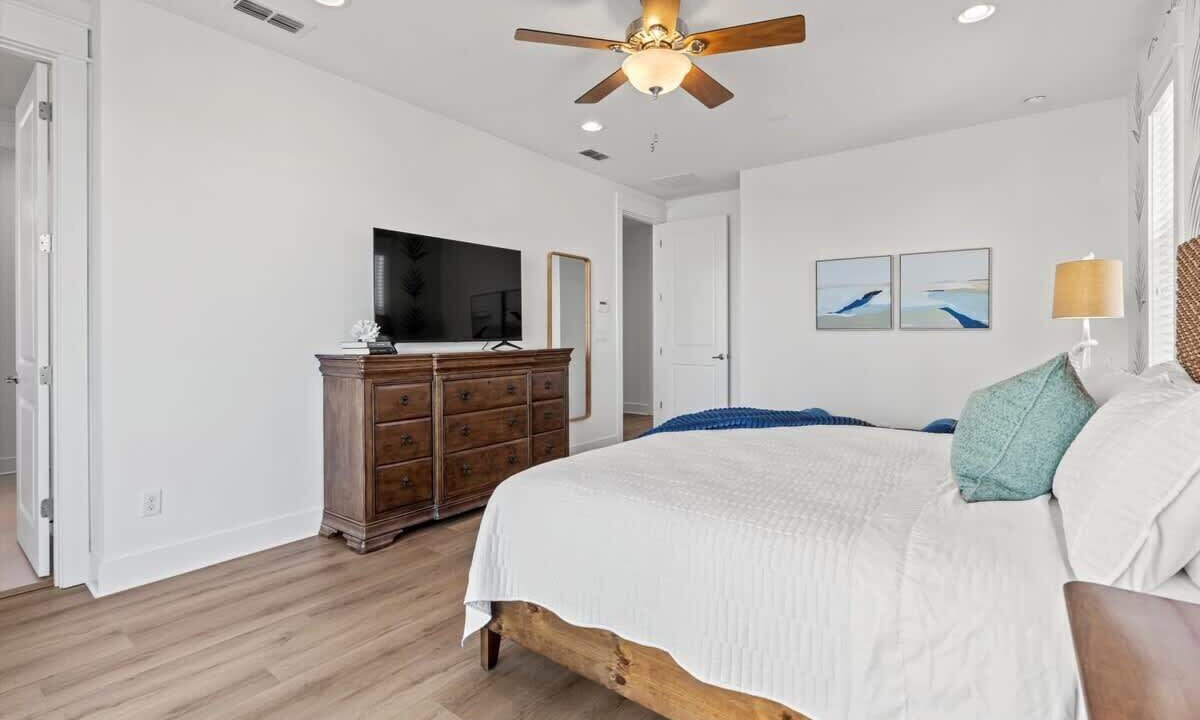 Photo of Bedroom in Jacksonville Beach