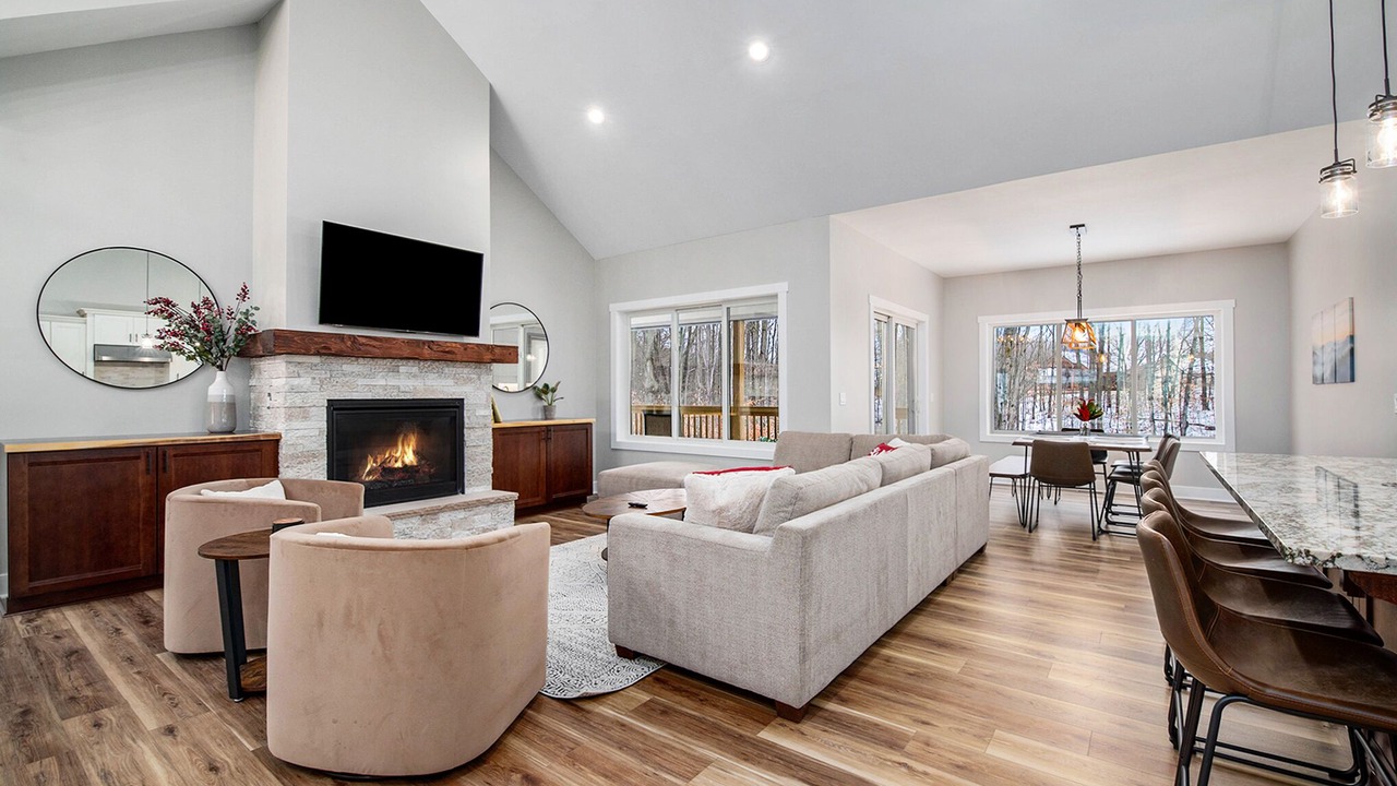 Photo of Livingroom in Boyne Falls