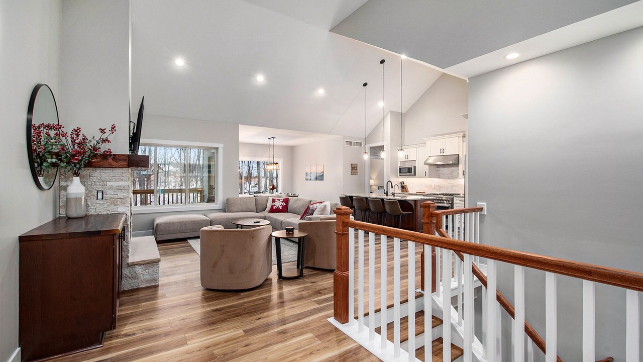 Photo of Livingroom in Boyne Falls