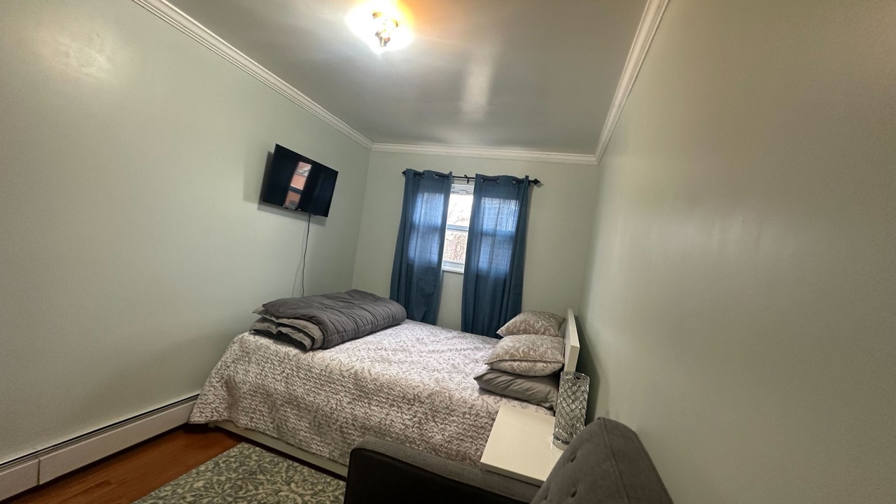 Photo of Bedroom in East New York