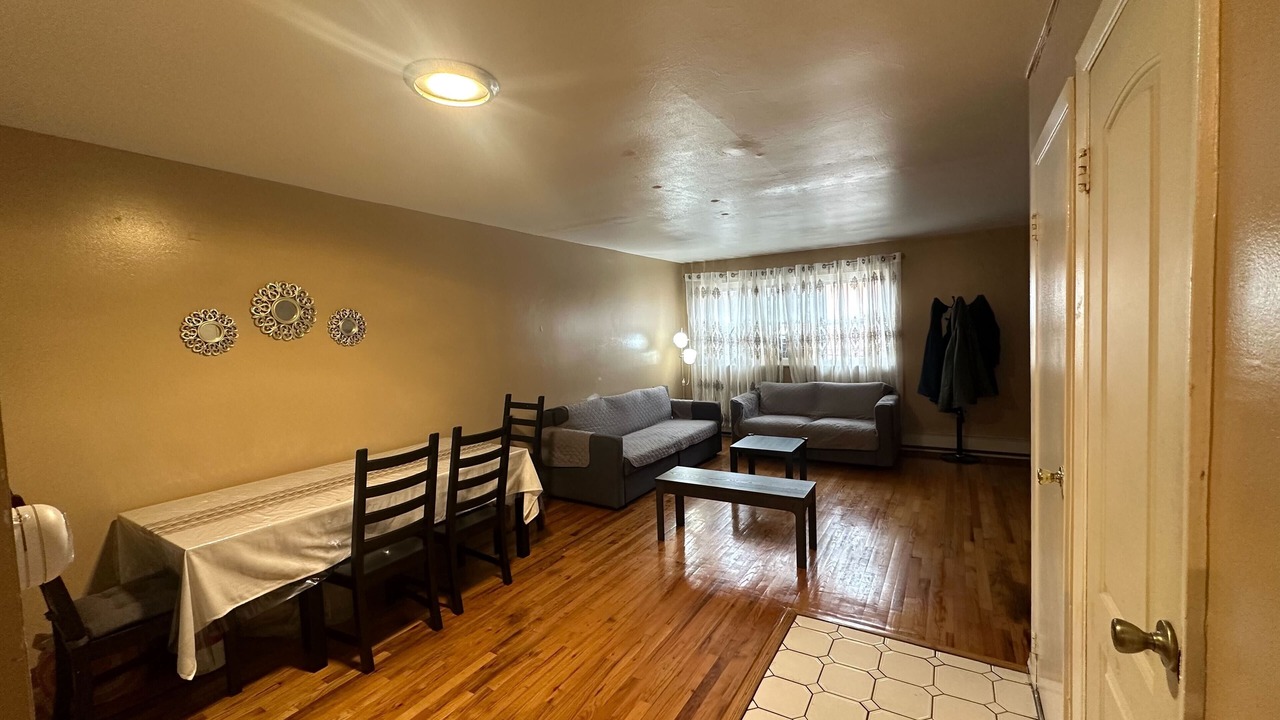 Photo of Livingroom in East New York
