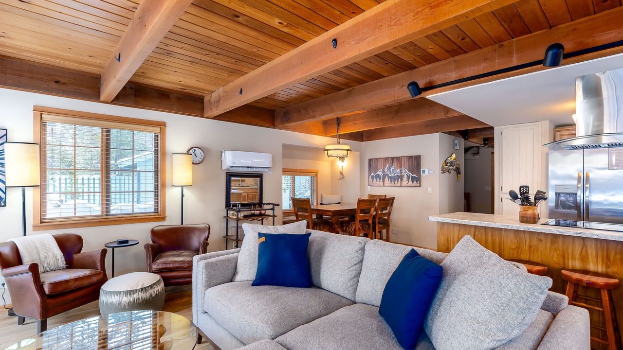 Photo of Livingroom in Deer Park