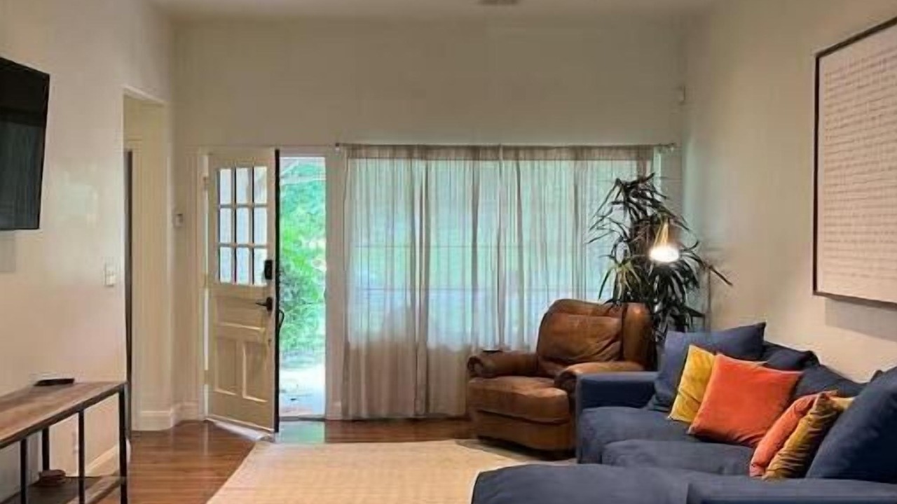 Photo of Livingroom in Central Oklahoma City