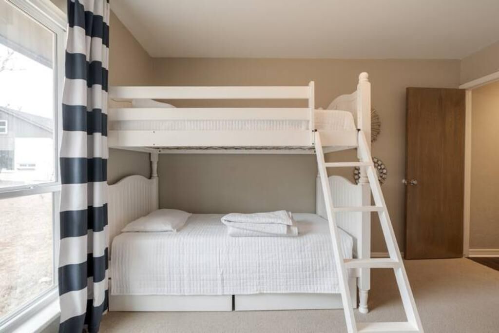 Photo of Bedroom in Quail Creek