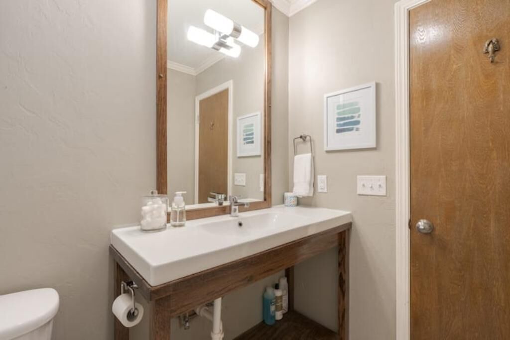 Photo of Bathroom in Quail Creek