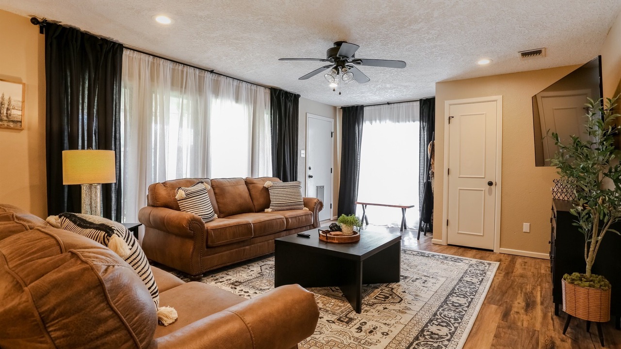 Photo of Livingroom in Bowie