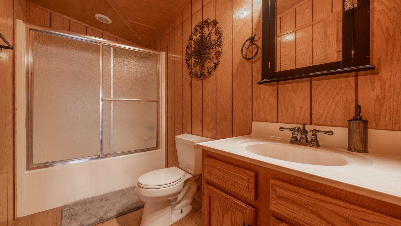 Photo of Bathroom in Innsbrook