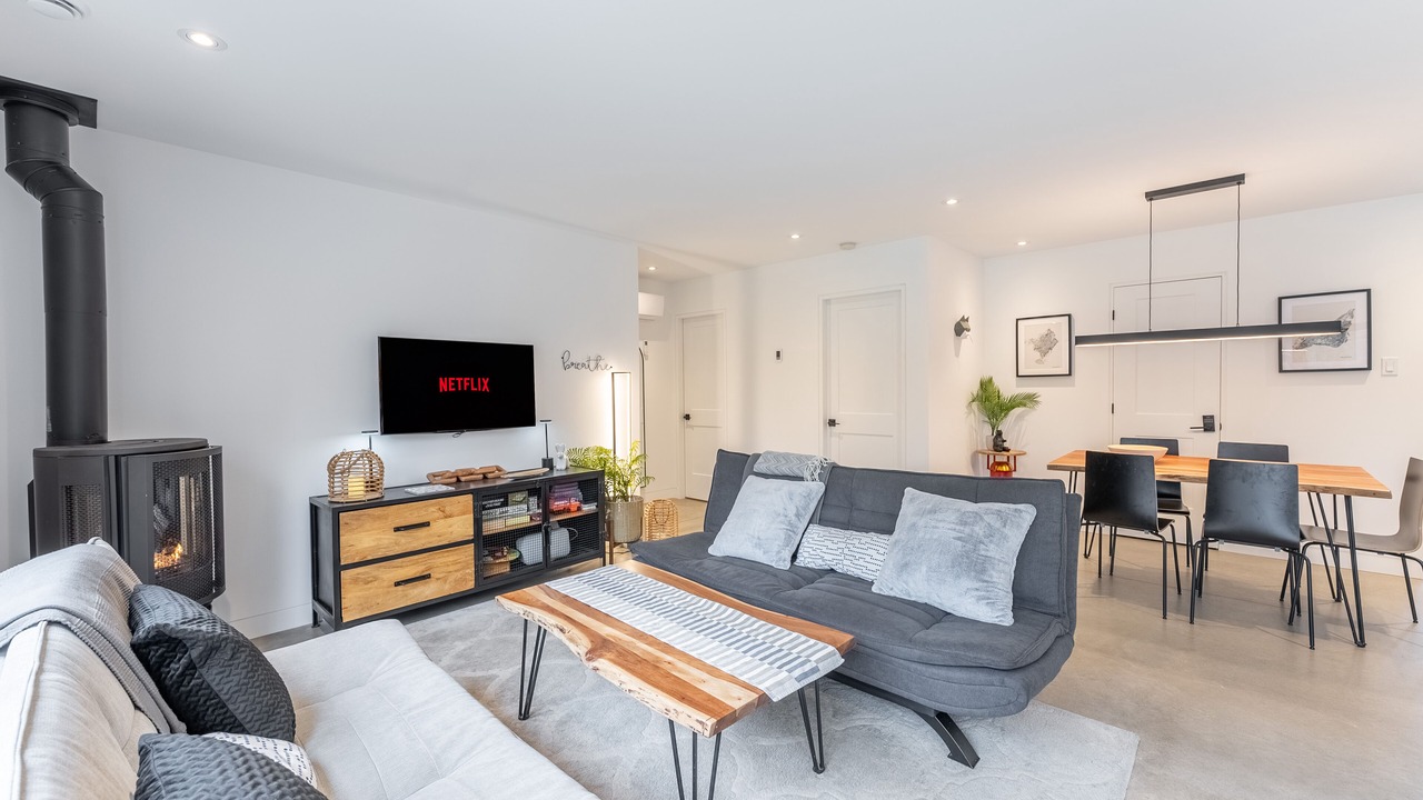 Photo of Livingroom in Argenteuil Regional County Municipality