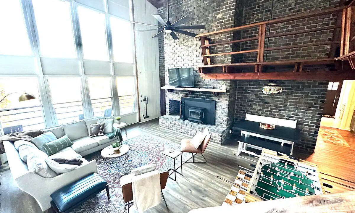 Photo of Livingroom in Huntcliff