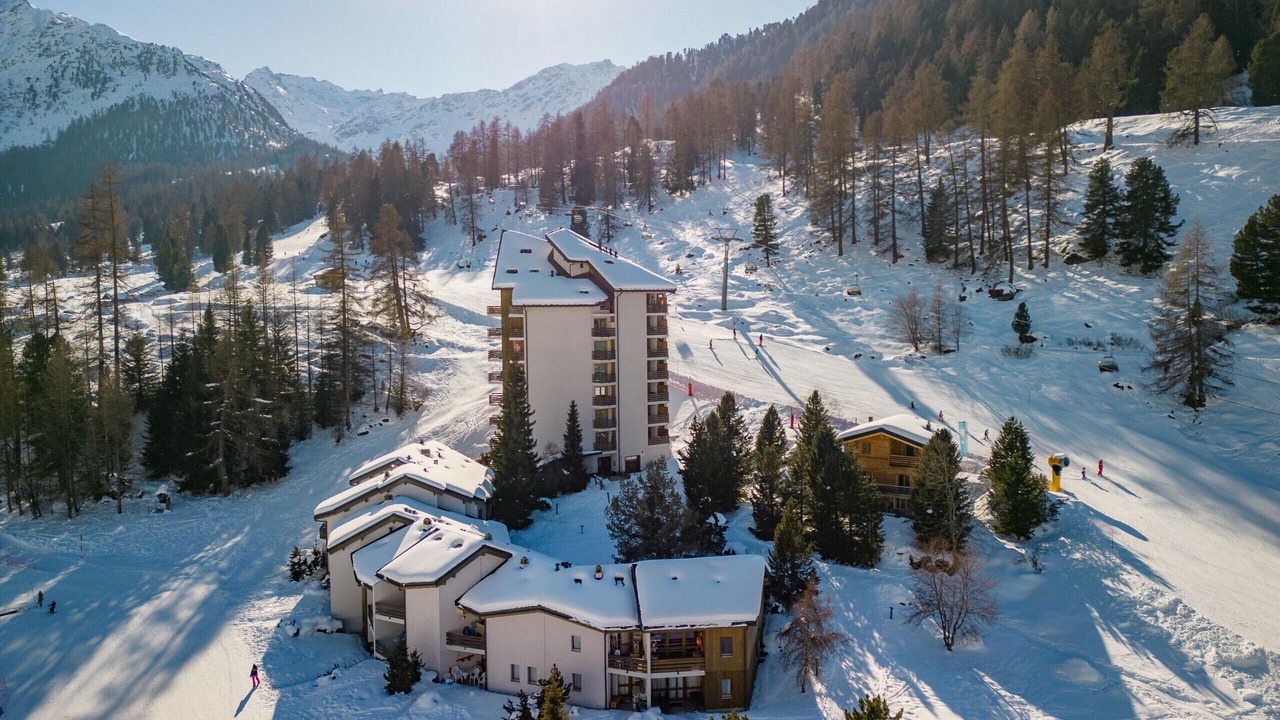Photo of Outdoor in Noveli