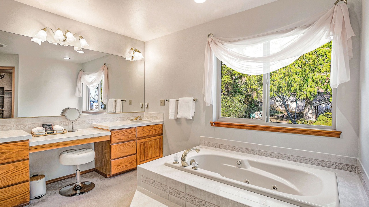 Photo of Bathroom in Port Ludlow