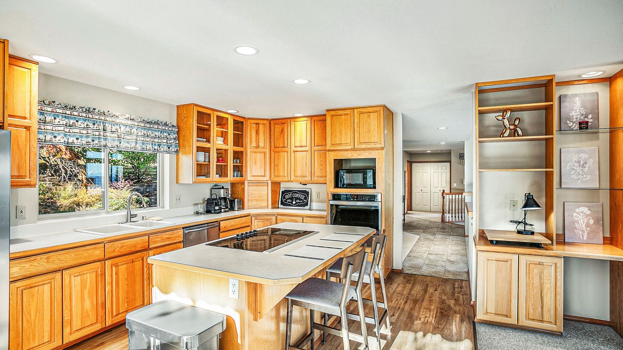 Photo of Kitchen in Port Ludlow